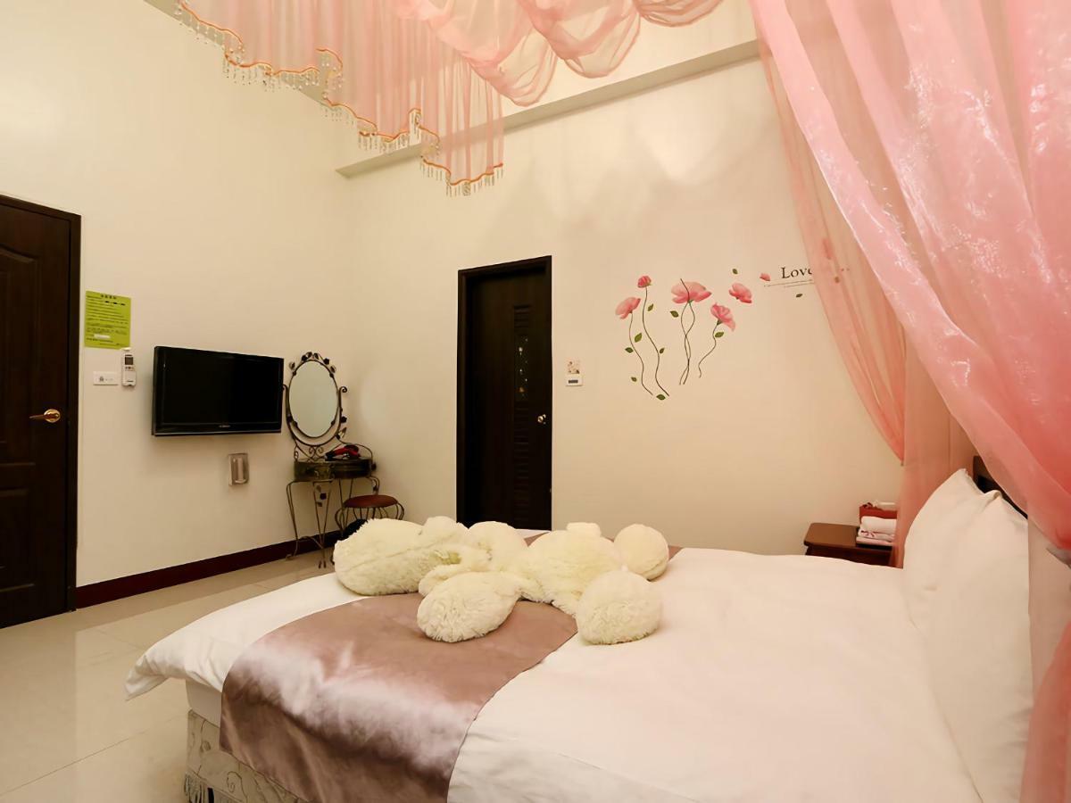 Leisure Homestay Hualien stad Exteriör bild