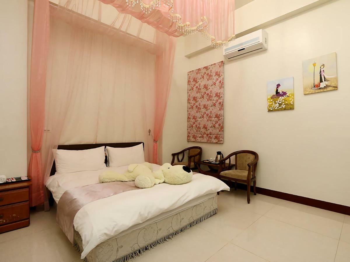 Leisure Homestay Hualien stad Exteriör bild